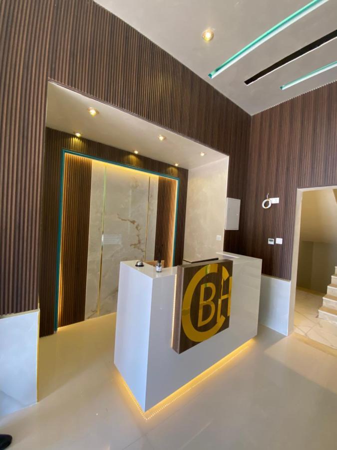 עקבה Castle Beach Hotel מראה חיצוני תמונה